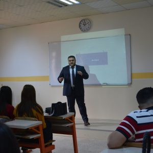 سیمینارێك بۆقوتابیانی دەرچوو دەربارەی سوود بینین لە خوێندنیان لە بواری كاریاندا