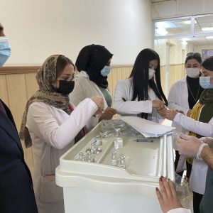 طلبة قسم صحة المجتمع يزورون مستشفى رابرين للاطفال في اربيل