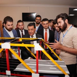 رئيس جامعة جيهان -أربيل يفتتح المعرض الطلابي في الهندسة المدنية
