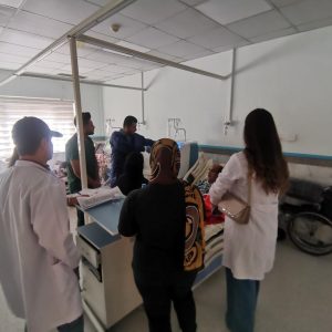 طلبة قسم صحة المجتمع يزورون مستشفى الجمهورية التعليمي