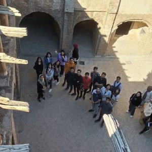 طلبة قسم الهندسة المعمارية يزورون قلعة اربيل