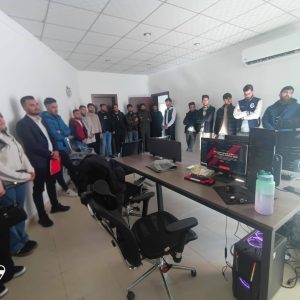 فێرخوازانى بەشی زانستی کۆمپیوتەر لە میانەى سەردانێکی زانستیدا کۆمپانیای Red Code بۆ پیشەسازی ئایتی بەسەردەکەنەوە