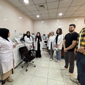 فێرخوازانی بەشی نیوتریشن و دایەتێتیکس لە سەنتەری تەندروستی سەروەران پەرە بە توانا پراکتیکییەکانیان دەدەن
