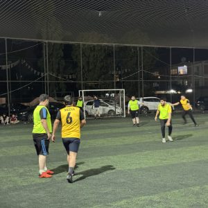 تیپى تۆپى پێى فێرخوازانى بەشی ڕاگەیاندن یارییەکى دۆستانە لەگەڵ تیپى تۆپى پێى میدیاکارانى کەناڵی ئاسمانى سپێدە ئەنجام دەدەن