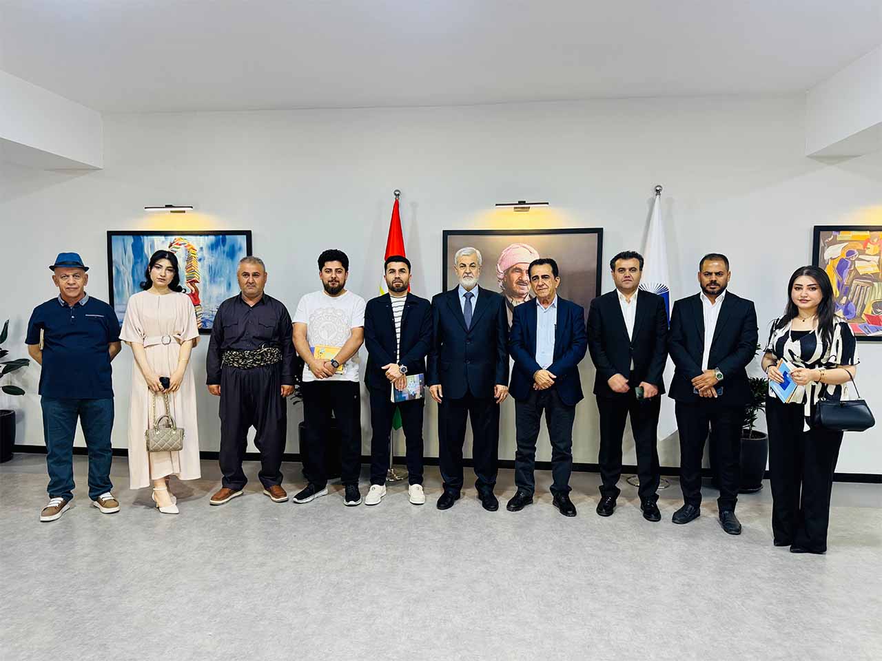 Media-Gallery-3