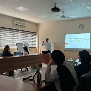 سەرۆکایەتى بەشى بایۆمیدیکاڵ خولێکی ڕاهێنان لەسەر کارامەیی سەرەتایی بۆ نوێنەرانی فرۆشتنی دەرمان ڕێکدەخات