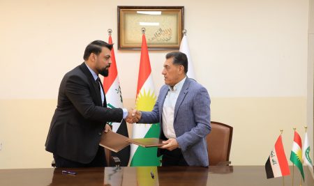 Professor Dr. Amjad S. Al-Delawi President of Cihan University-Erbil, Signs a Memorandum of Understanding with Eagle Post to Enhance Student Services