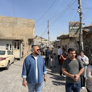 طلبة قسم الهندسة المعمارية يستكشفون آليات إعادة تأهيل المباني التراثية في حي العرب