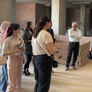 طلبة قسم هندسة التصميم الداخلي يزورون مستشفى جيهان التعليمي