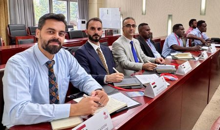 تدريسي من جامعة جيهان-أربيل يشارك في منتدى دولي بالصين حول توحيد معايير الصناعات الذكية