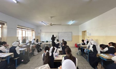 General Education Department Students Delivered a Scientific Seminar at Al-Erfan Secondary School for Girls in Erbil on Developing English Language Skills