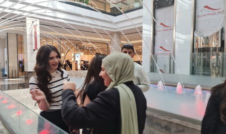 طلبة من قسم الهندسة المعمارية يزورون “جراند ماجيدي مول”