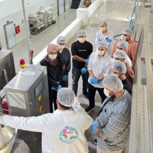 فێرخوازانى بەشى کارگێڕى کار سەردانی کارگەی ئەلبان دادە دەکەن