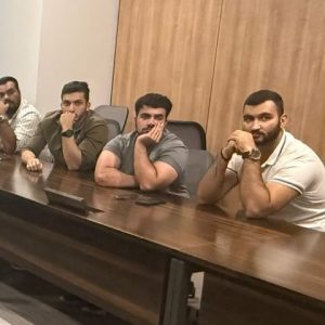 طلبة من قسم هندسة البرمجيات والمعلوماتية في زيارة عملية لقسم الدعم الفني (IT Help Desk)