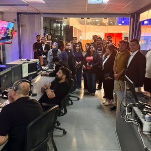 فێرخوازانی بەشی ڕاگەیاندن سەردانی دامەزراوەی كوردستان24 دەكەن