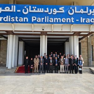 فێرخوازانی بەشی یاسا بە سەردانێکی زانستی پەرلەمانی هەرێمی کوردستان بەسەردەکەنەوە