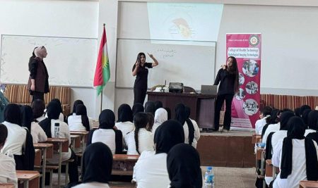 محاضرة توعوية لطلبة من قسم تقنيات التصوير الشعاعي في ثانوية فاناس للبنات لتعزيز الوعي الصحي حول سرطان الثدي