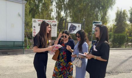 طلبة من قسم تقنيات التصوير الشعاعي ينظمون حملة توعوية حول مخاطر سرطان الثدي في أربيل