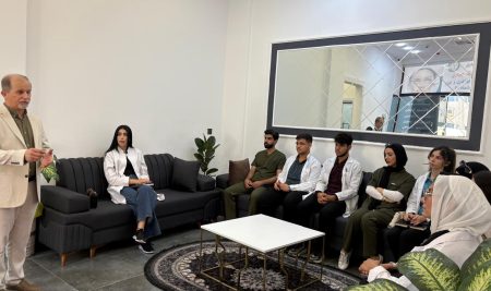 طلبة قسم تمريض صحة المجتمع يزورون عيادة تجميل
