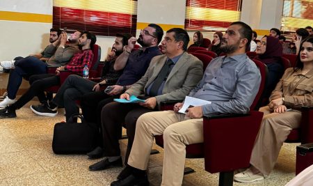 ندوة حول تصميم الابتسامة الرقمي وسير عمل برنامج إكسوكاد في كلية طب الأسنان