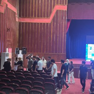 قسم الهندسة المعمارية ينظم زيارة علمية للطلبة إلى قاعة ميديا الثقافية في أربيل