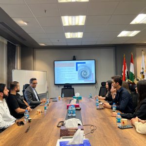 طلبة من قسم الإدارة العامة يُعززون معارفهم بزيارة علمية لمطار أربيل الدولي