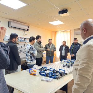 طلبة من قسم إدارة الأعمال يزورون أكاديمية تدريب المدربين في إقليم كوردستان