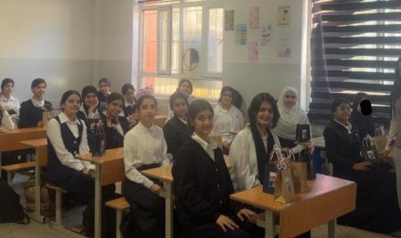 طلبة قسم التربية العامة يُلهِمون تلاميذ المدارس خلال التدريب العملي