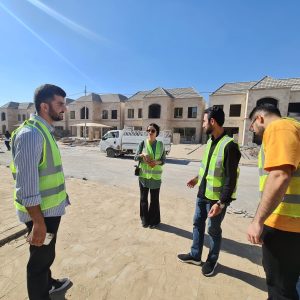 طلبة من قسم الهندسة المعمارية في زيارة ميدانية لمشروع “Spanish Village”