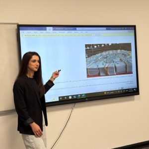 طلبة من قسم القانون في جامعة جيهان-أربيل يشاركون في نشاط توعوي بكلية طب الأسنان في جامعة تيشك