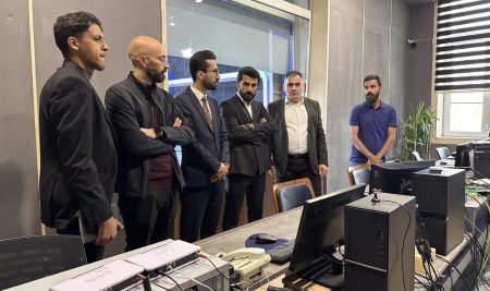 طلبة من قسم الإعلام يتعرفون ميدانياً على آلية عمل تلفزيون دهوك