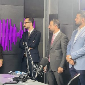 طلبة قسم الإعلام في جامعة جيهان – أربيل يزورون مكتب قناة (ئاڤا) في دهوك