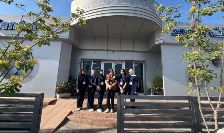 فێرخوازانی بەشی بایۆمیدیکاڵ چالاکیەکى مرۆیی لە سەنتەری ئۆتیزمی ئیماراتی ئەنجام دەدەن