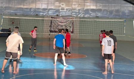 تیپی  فێرخوازانی بەشی پەروەردەی جەستەیی و زانستە وەرزشیەکان لە یاری پێنجەم خولی بالەدا،  توانیان سەرکەون بەسەر تیپی فێرخوازانی شیکاری کیمایی پزیشکی .