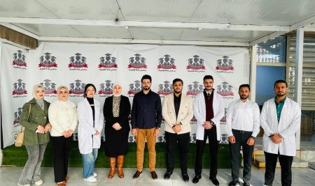 طلبة من قسم التحليلات الكيميائية الحياتية الطبية يقدمون ندوة علمية موسعة حول الأمراض المعدية في مدرسة لانا الابتدائية