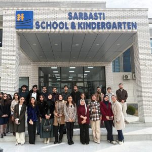 فێرخوازانى بەشی تەلارسازی سەردانێکی زانستیی مەیدانیان بۆ قوتابخانەی سەربەستی ڕێکخست