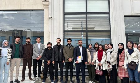 طلبة قسم تقنيات الأسنان يطلعون على أحدث التقنيات في مختبر المركز الألماني