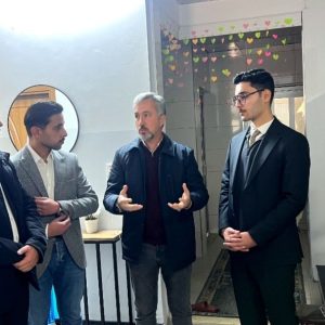 فێرخوازانی بەشی یاسا؛ سەردانێکی مرۆیی و خێرخوازییان بۆ خانەی بێسەرپەرشتانی هەولێر ئەنجامدا