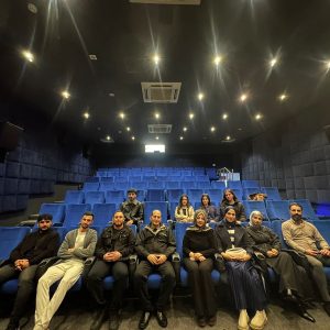 فێرخوازانی بەشى ئەندازیاری دیزاینی ناوخۆیی لایەنە تەکنیکی و دەنگییەکانی “سینەما هەولێر” بەسەر دەکەنەوە