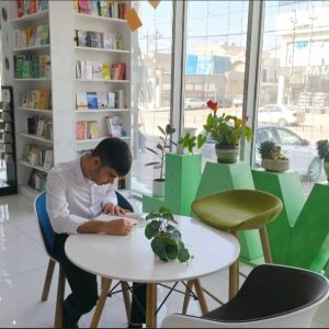 زيارة تعليمية لطلبة من قسم اللغة الإنجليزية إلى مكتبة هافال