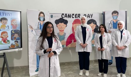 طلبة من قسم التحليلات المختبرية يحيون اليوم العالمي للسرطان بمبادرة توعوية في مدرسة وِن الدولية