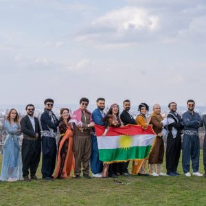 فێرخوازێکی زانکۆی جیهان-هەولێر لە پۆڵەندا شاری مێژوویی کراکۆڤ بەسەردەکاتەوە و بەشداری لە یادی نەورۆز دەکات