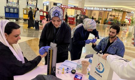 طلبة العلوم الطبية الحيوية ينظمون نشاطًا للتوعية الصحية في جراند ماجيدي مول