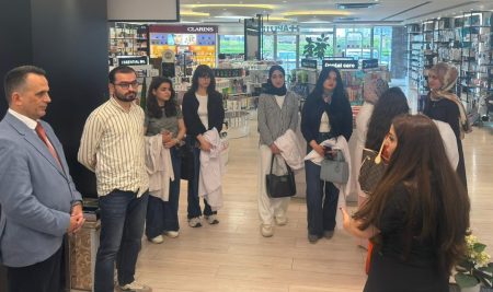 زيارة طلبة قسم التغذية والحميات إلى عيادة  Apotek