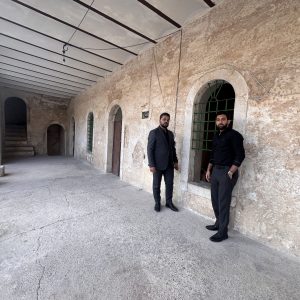 فێرخوازانی بەشی ڕاگەیاندن “قشڵەی ئاكرێ” بەسەردەكەنەوە