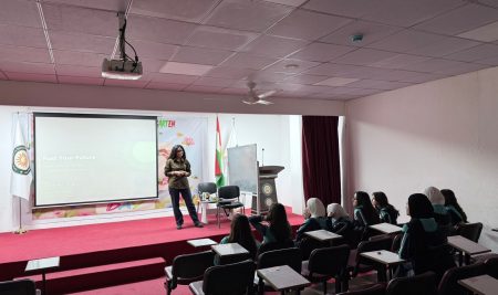 Nutrition and Dietetics Department Student Delivers a Seminar on Smart Nutrition for Teens
