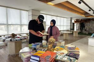 Department of English Language Students Explore English Language Dictionaries Through a Morphology-Based Educational Visit