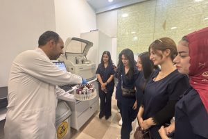 Department of Medical Laboratory Analysis Organizes Scientific Visit to Al-Shifa Laboratory