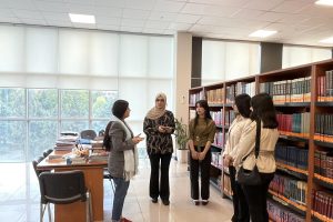 Business Administration Department Students Visit Erbil Public Library Zaytoon (3)