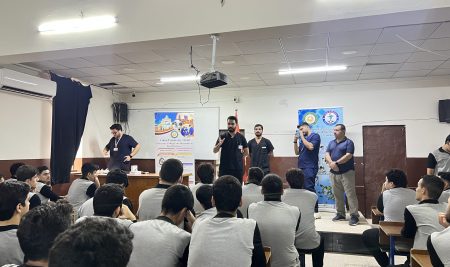 فێرخوازانی کۆلێژی دەرمانسازی چالاکییەکی زانستی و هۆشیاری لە ئامادەیی کوردستانى کوڕان بەڕێوەدەبەن